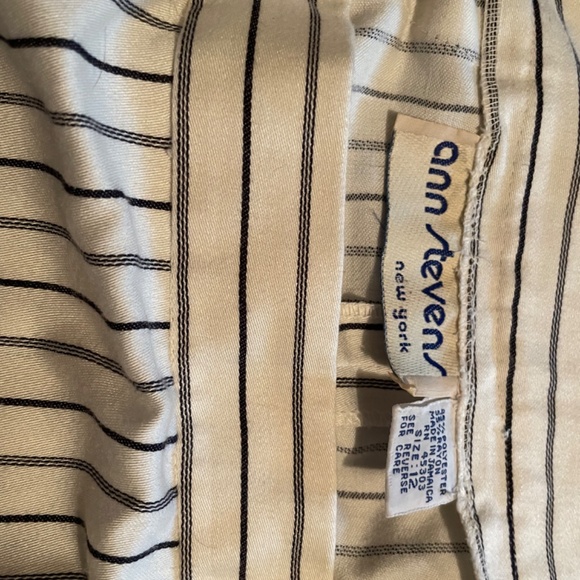 Ann Stevens Pinstripe Vintage Pencil Skirt - Picture 3 of 3